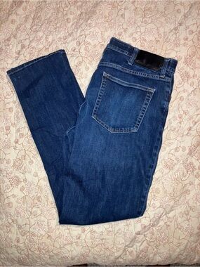 Eddie Bauer Stretch Dark Blue Men's Jeans - Slim Straight Fit